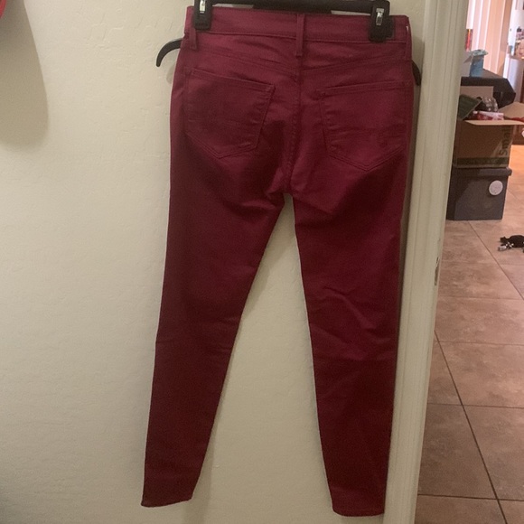 Levis - Picture 4 of 5